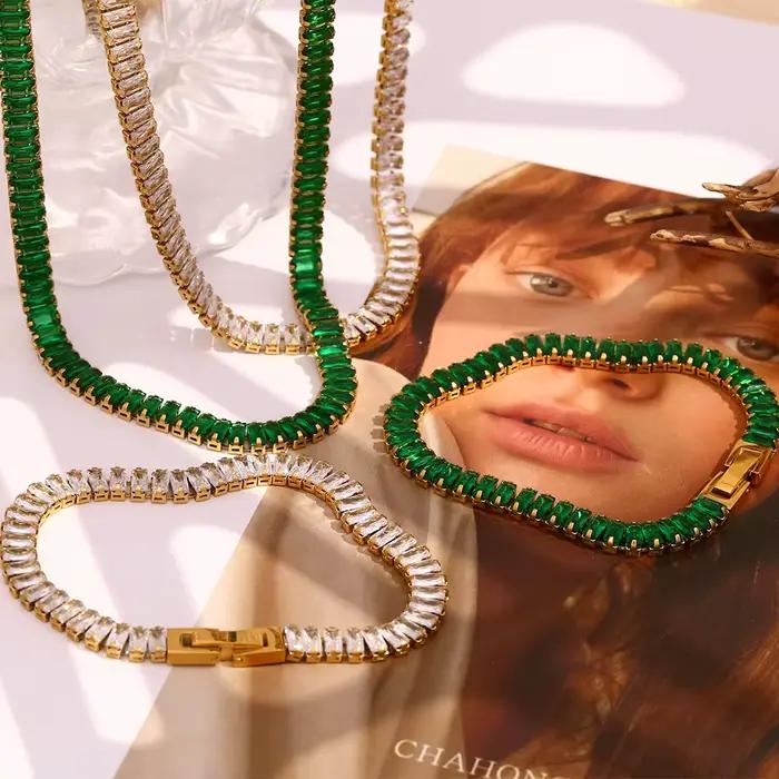 Ensemble de bijoux E.B.belle en acier inoxydable sertis de zircone cubique pour femmes occasions spéciales partys soirées noël cadeaux