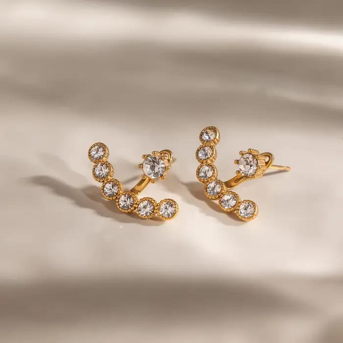 Boucles d'oreilles en forme d'éventail Zora Classic zircone blanche plaquées or pour femmes mode et sophistiquées occasions spéciales