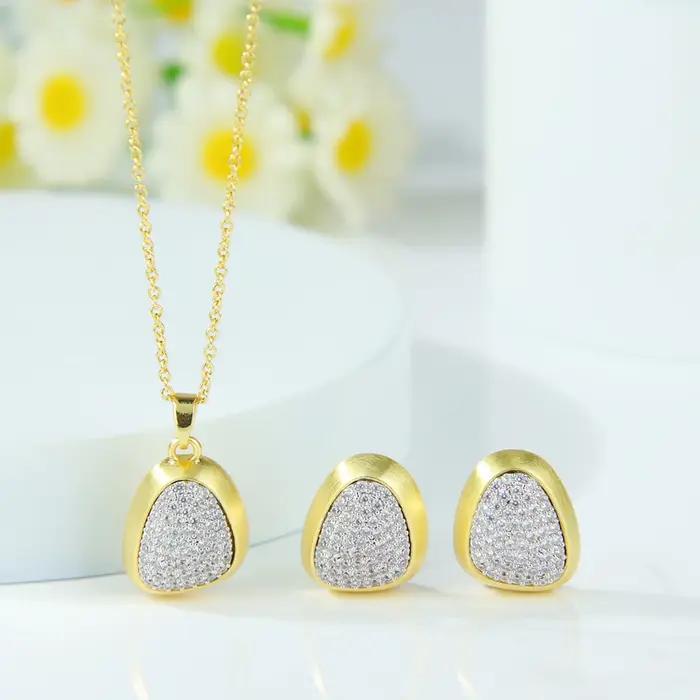 Parure de bijoux en zircone de style italien, couleur or 14 carats, collier et boucles d'oreilles esthétiques pour femme, bijoux de déclaration pour soirée