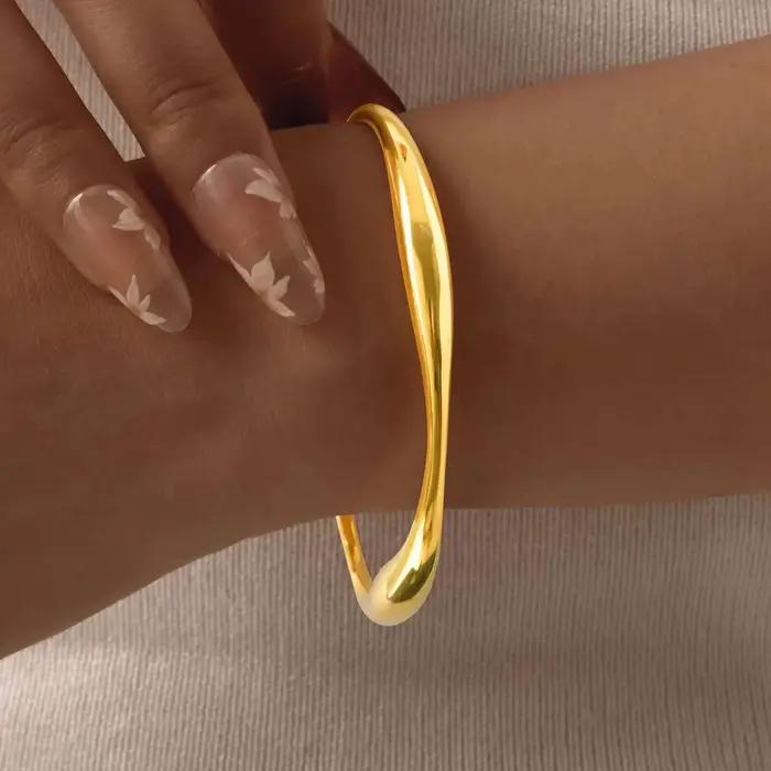 Bracelet de poignet en acier inoxydable doré, Simple, délicat, ouverture géométrique irrégulière, bijoux minimalistes pour femmes pour la fête des mères