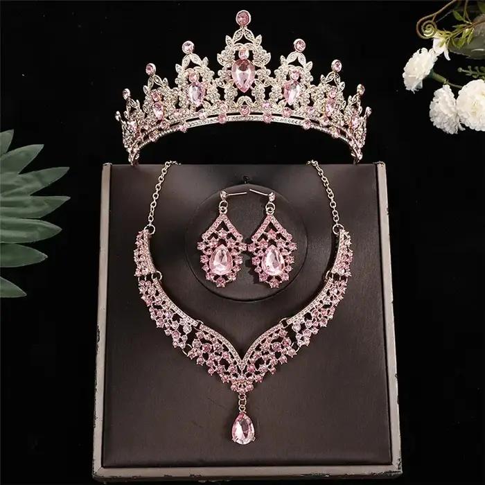 Ensemble de trois pièces collier de mariage princesse boucles doreilles couronne bijoux accessoire cheveux pour femme occasions spéciales