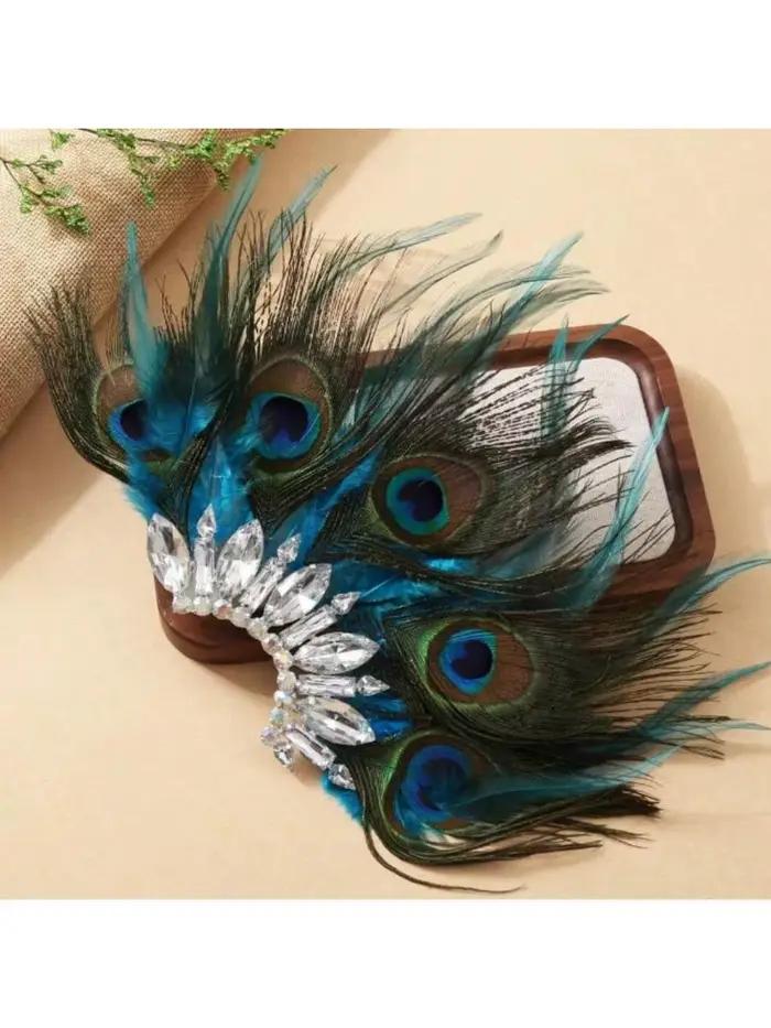 Manchette d'oreille paon, Manchette d'oreille plumes, Manchette d'oreille en plumes, Manchette enveloppante pour l'oreille, Bijoux en plumes, Boucles d'oreilles paon, Boucles d'oreilles tribales, Véri