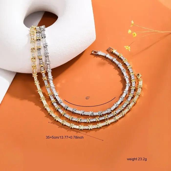 Collier ras du cou de luxe en forme de T avec lettre X