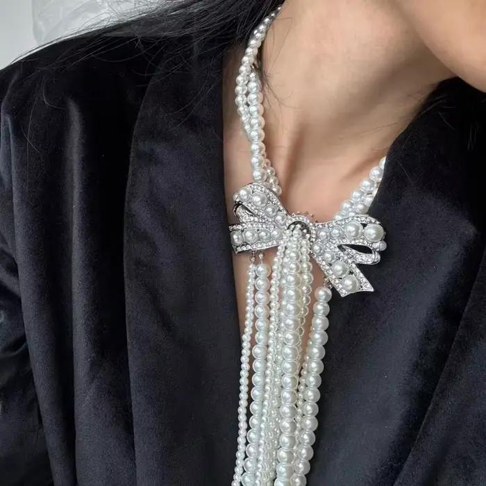 Collier de perles à nœud en diamant français élégant design raffiné chaîne de clavicule pour femmes occasions spéciales