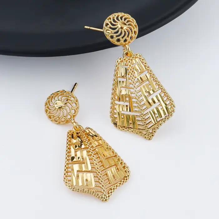 Ensemble de bijoux de luxe plaqué or pour femmes, collier, boucles d'oreilles, bracelet, bague, plaqué or 18 carats, bijoux de Dubaï pour femmes, cadeaux exquis