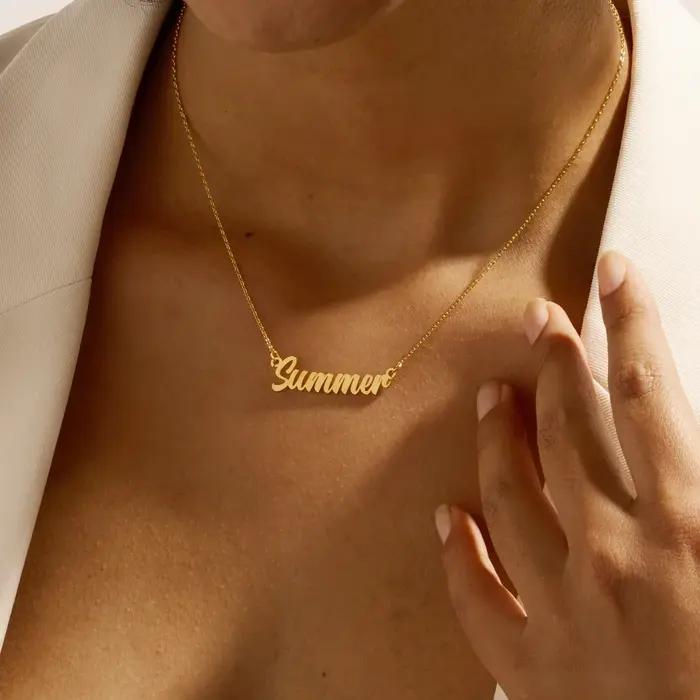 Collier avec nom personnalisé pour femmes