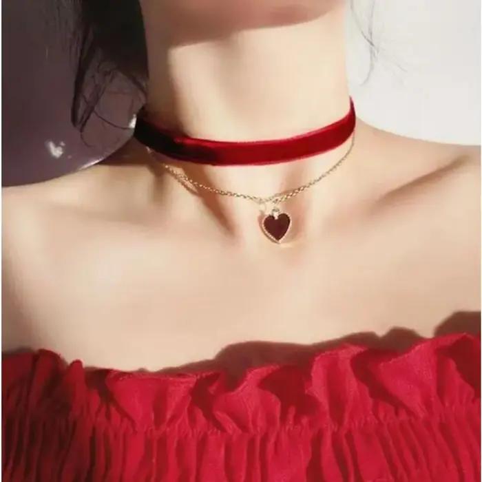 Collier ras du cou avec pendentif en forme de cœur pour femmes et filles