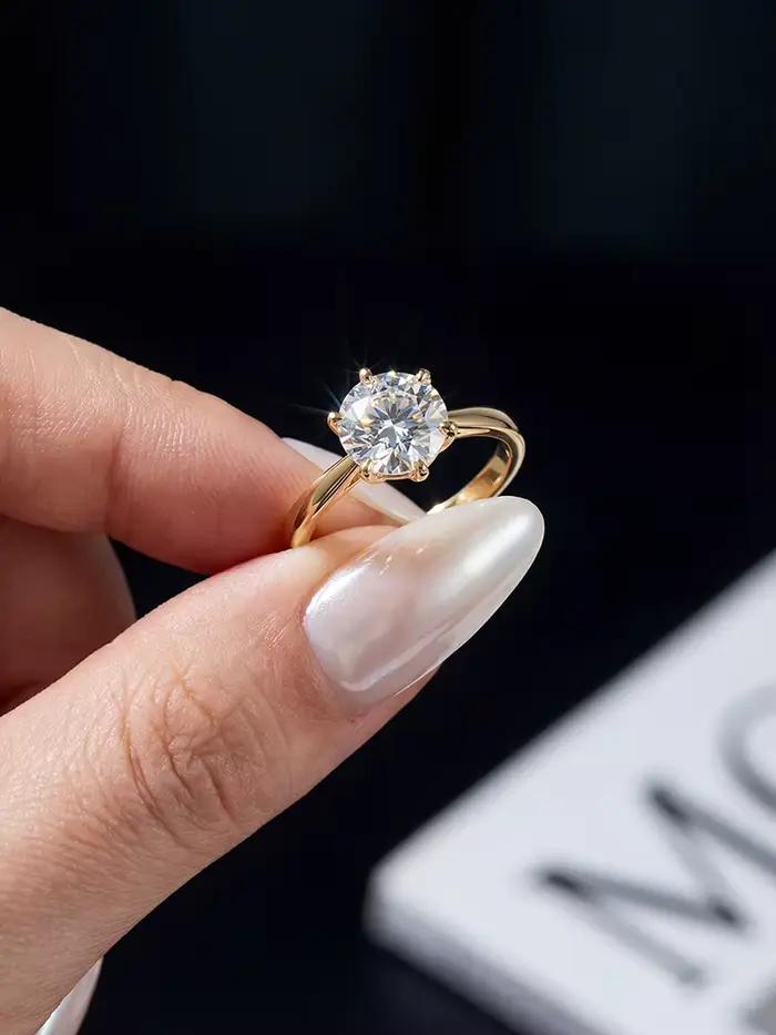 Bague en moissanite véritable ronde argent sterling 925 bijou de mariage élégant pour femme occasions spéciales