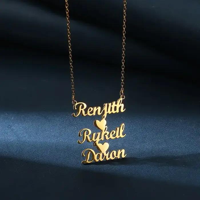 Collier personnalisé avec plusieurs noms pour femmes