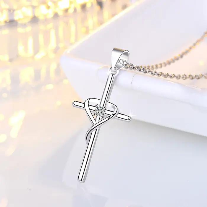 Collier croix en argent Sterling 925 avec cristal de zircon blanc bijou classique pour femmes et hommes occasions spéciales