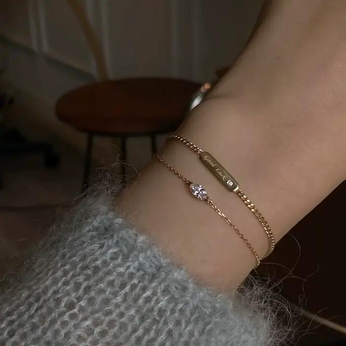 Bracelet en argent sterling 925 plaqué or 14 carats avec zircon géométrique pour femmes occasions spéciales elegant et sophistiqué