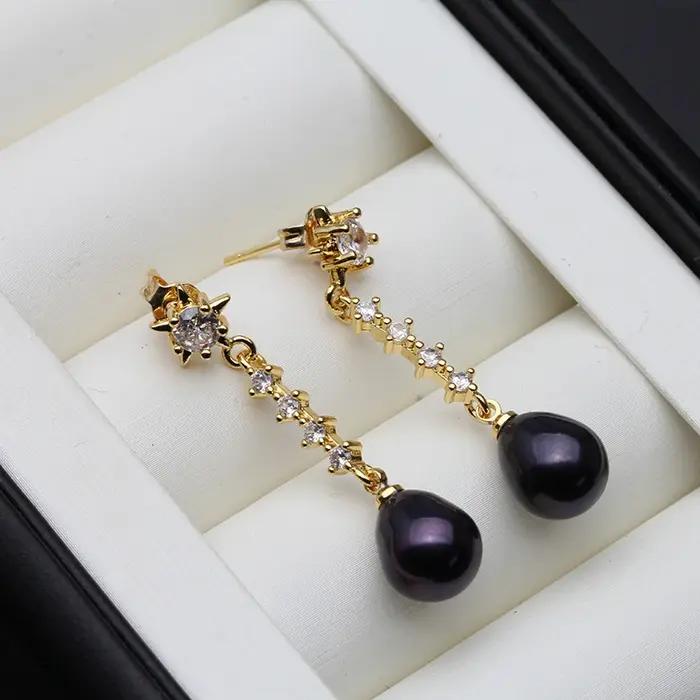 Bijoux de boucle d'oreille de perle de femme moderne