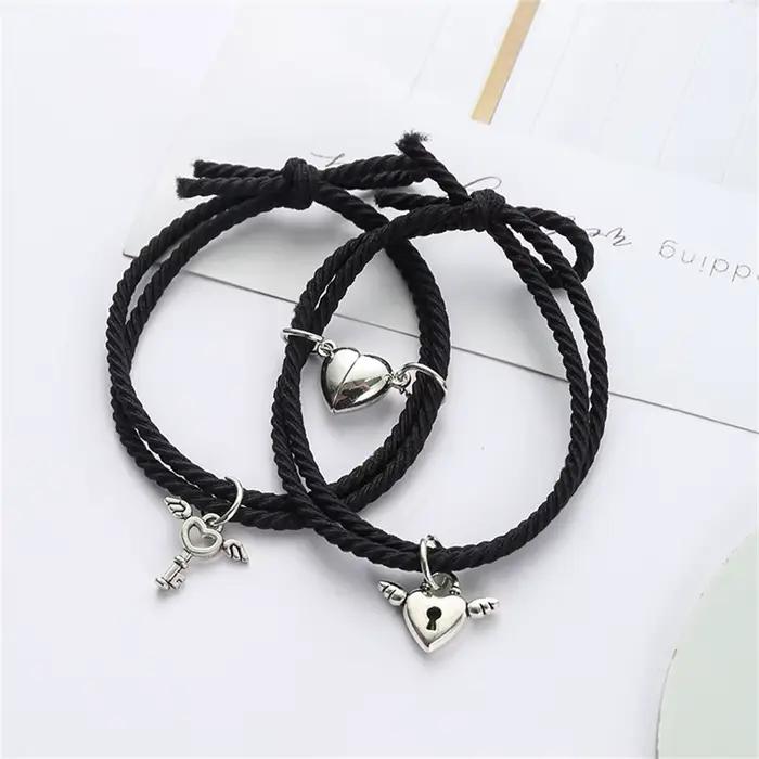 Bracelets magnétiques en forme de cœur pour hommes et femmes, bijoux en ULtressée réglable, cadeau amoureux, 1 paire