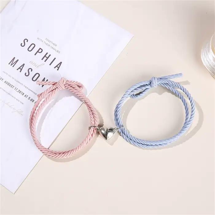 Bracelets magnétiques en forme de cœur pour hommes et femmes, bijoux en ULtressée réglable, cadeau amoureux, 1 paire