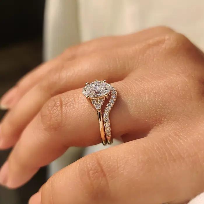 Bague de fiançailles en or massif 18K/14K avec diamant ovale de laboratoire 2.0CT, ensemble de bagues de mariage demi-éternité, certifié IGI E VS1