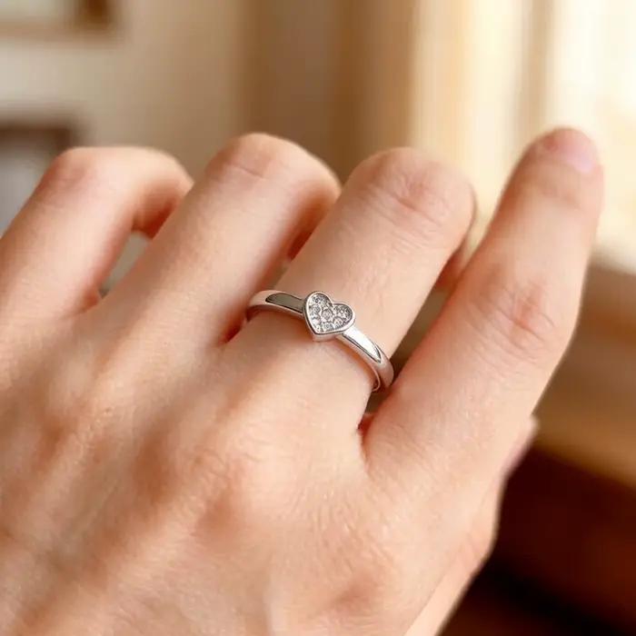 Bague en argent sterling 925 romantique sertie de zirconium blanc cœur à offrir pour occasions spéciales engagement mariage noël