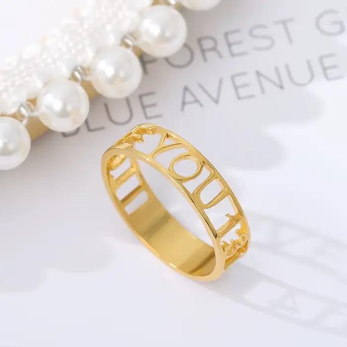 Bagues gravées de lettres personnalisées pour femmes et hommes, bague de fiançailles, bijoux de mariage en acier inoxydable, cadeau personnalisé