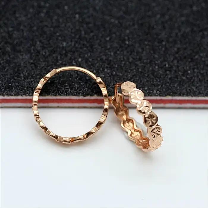 Boucles d'oreilles plaquées or violet pour femme occasionnelle élégante style classique simple moderne nouvelle 14K