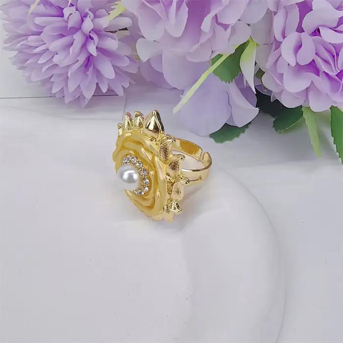 ESALE 2026 Nouvel ensemble de bijoux en perles blanches, accessoires de bijoux de luxe pour mariage, cadeau pour femmes, cadeau pour la fête des mères, cadeau pour la Saint-Valentin