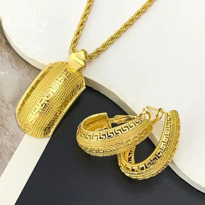Ensemble de bijoux plaqués or 18 carats avec collier et boucles d'oreilles pour femmes, cadeau de mariage et anniversaire, bijoux africains élégants et durables