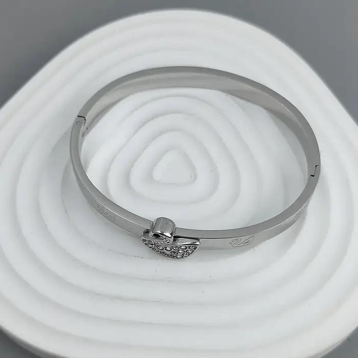 Bracelet en acier inoxydable plaqué or 18 carats