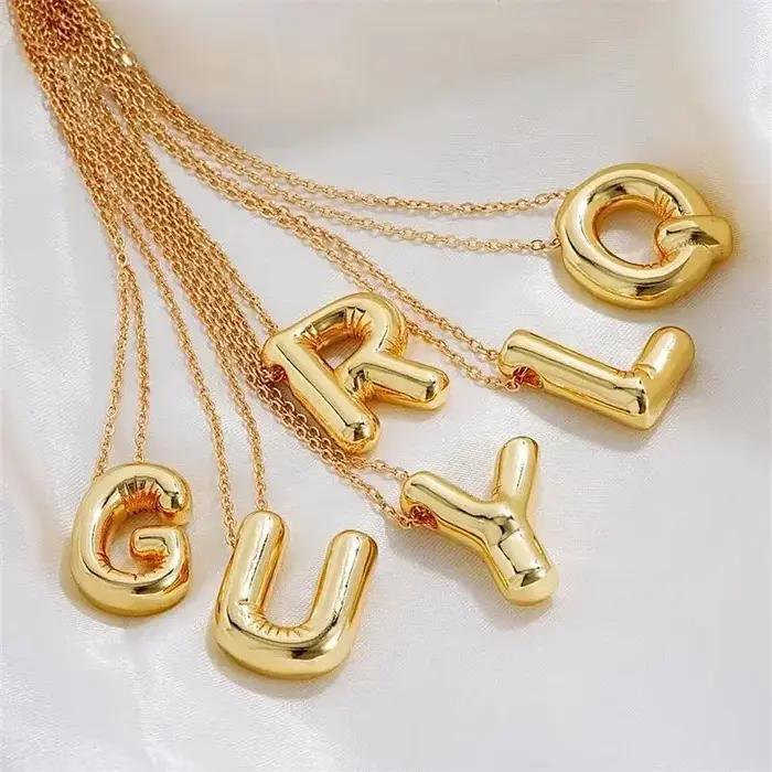LATS – collier avec pendentif en métal plaqué or