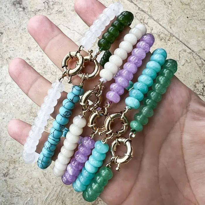 Collier de style bohème fait à la main avec des perles en pierre naturelle colorées pour femmes et filles
