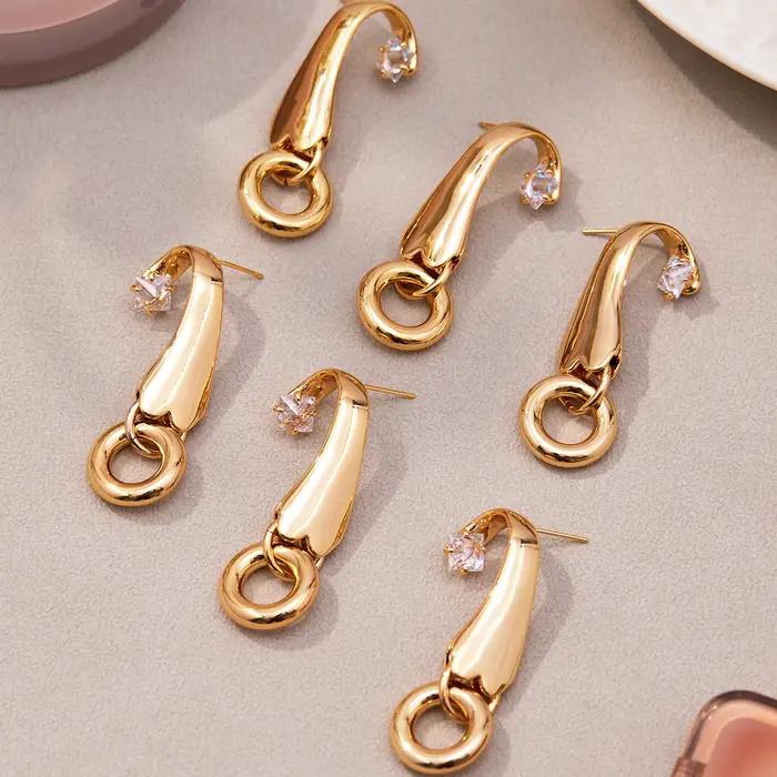 Liora Chic cubique zircone boucles d'oreilles pour femmes cuivre PVD plaqué or acier inoxydable hypoallergénique