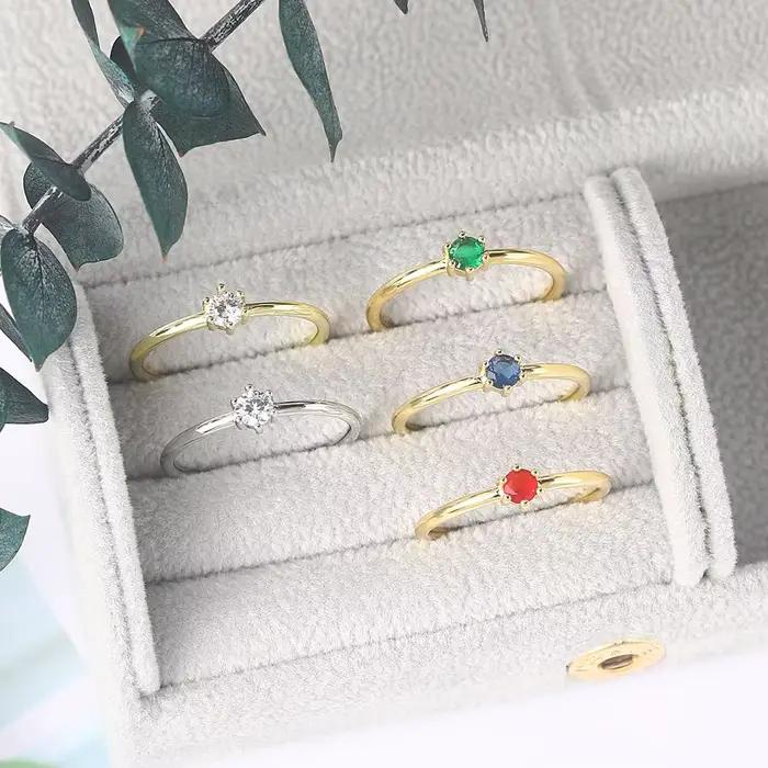 Anneau de mariage classique en zircone cubique plaqué or 14K pour célébrer l'engagement et les occasions spéciales femmes