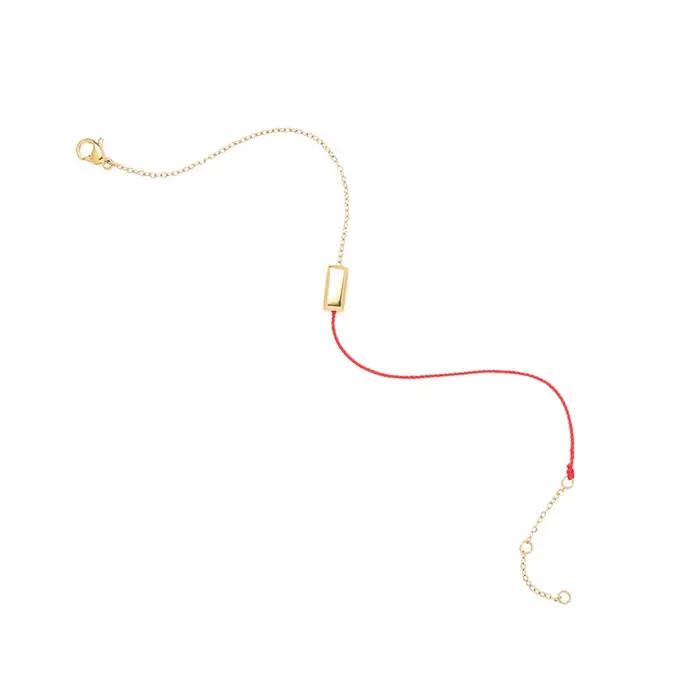 Bracelet carré en or simple avec coutures en corde rouge pour femmes et filles bijou plaqué or 18 carats en acier inoxydable tracker d'humeur occassions spéciales et quotidiennes