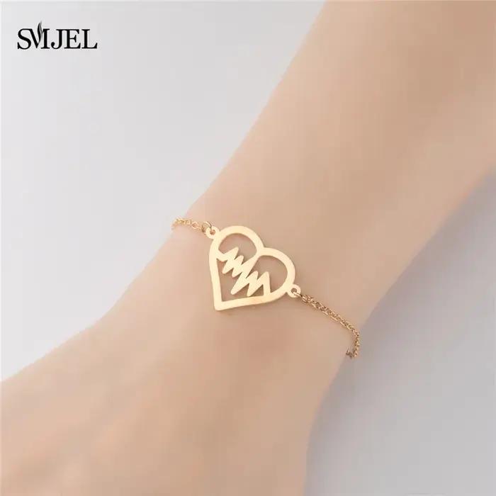 Bracelets à breloques minimalistes en forme de cœur d'amour doré