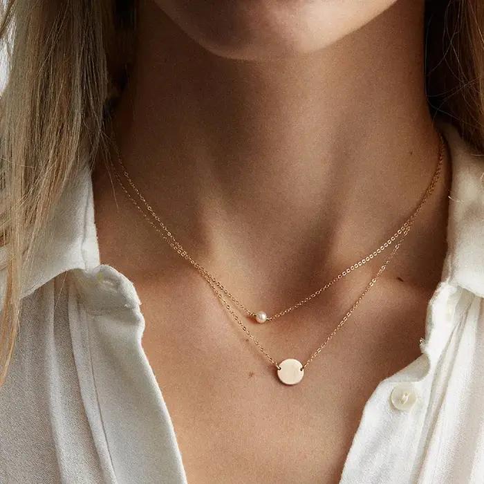 Collier ras du cou en acier inoxydable EManco avec perles imitées pour femmes, couleur or, collier à chaînes superposées, bijoux