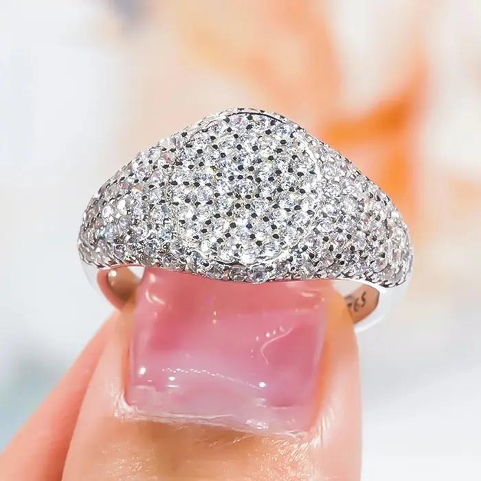 Bague plaquée argent 925 de style Hip Hop pour femmes – Diamant entièrement en zircon