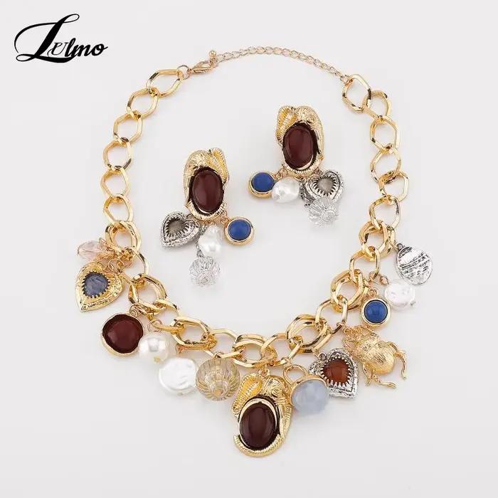Ensemble luxueux collier et boucles d'oreilles pendentif bijoux animaux