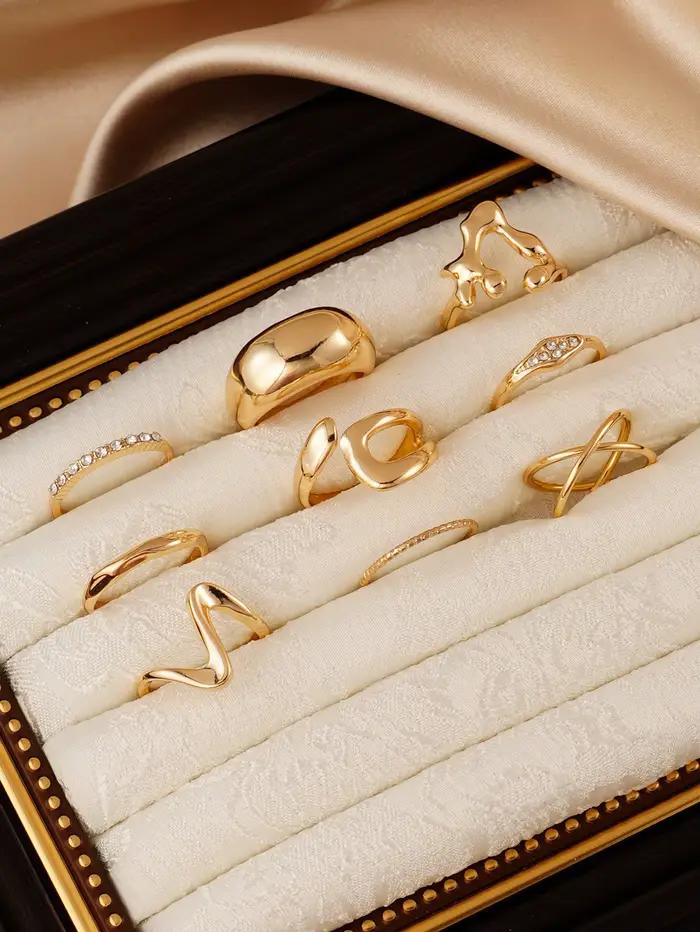 Collection de bagues élégantes en or, bandes fines empilables minimalistes, bijoux délicats à la mode pour femmes