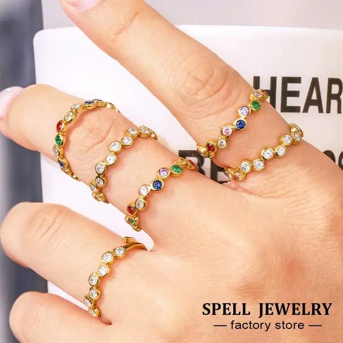 Bagues bohémiennes réglables en acier inoxydable plaqué or 18 carats incrustées de zircon multicolore pour femmes occasions spéciales