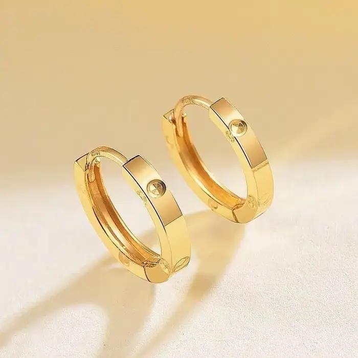 Boucle d'oreille Simple en or 18 carats pour femmes