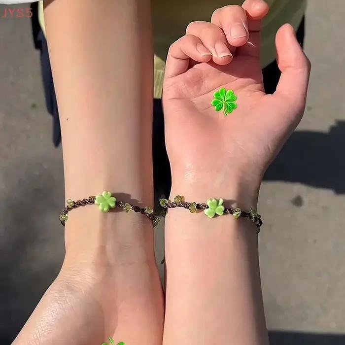 Bracelet tissé à la main trèfle à quatre feuilles