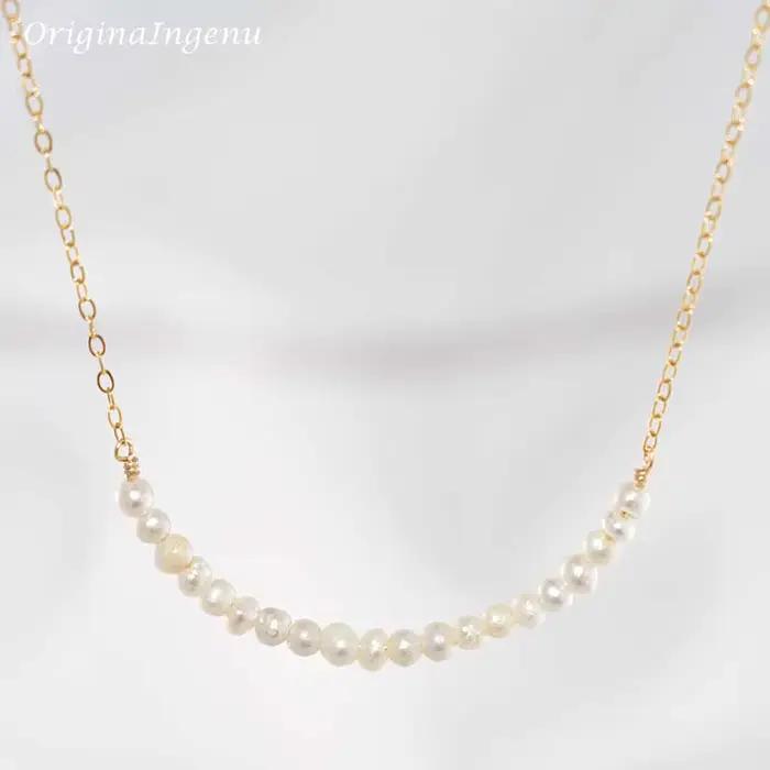 Collier de perles naturelles