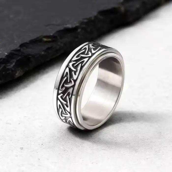 Bague Viking à Nœud Celtique et Runes pour Hommes