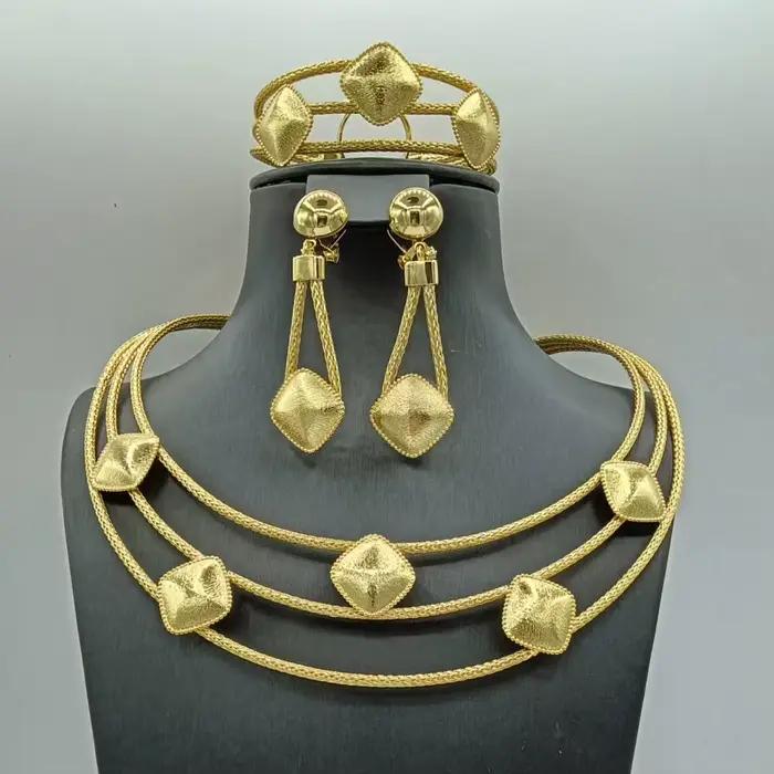 Ensemble de bijoux plaqué or 18 carats pour femmes, collier africain, pendentif, boucles d'oreilles,