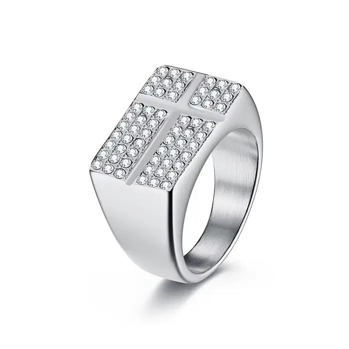Bague Croix Luxe Plaqué Or 18K en Acier Titane Premium avec Micro-Pavé de Diamants de Laboratoire, Bijoux Hip Hop pour Hommes 2026