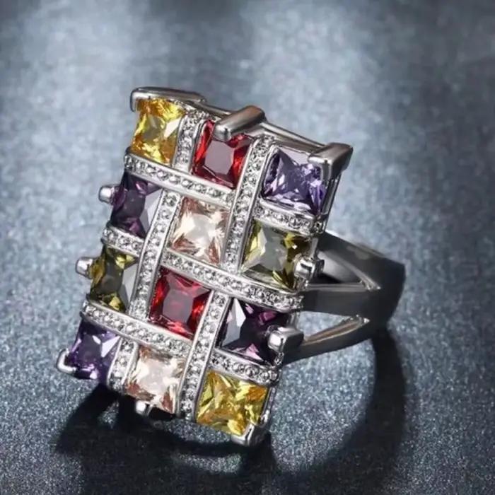 Anneau de cerceau de fleurs délicates pour les femmes, bijoux personnalisés, nouvelle mode