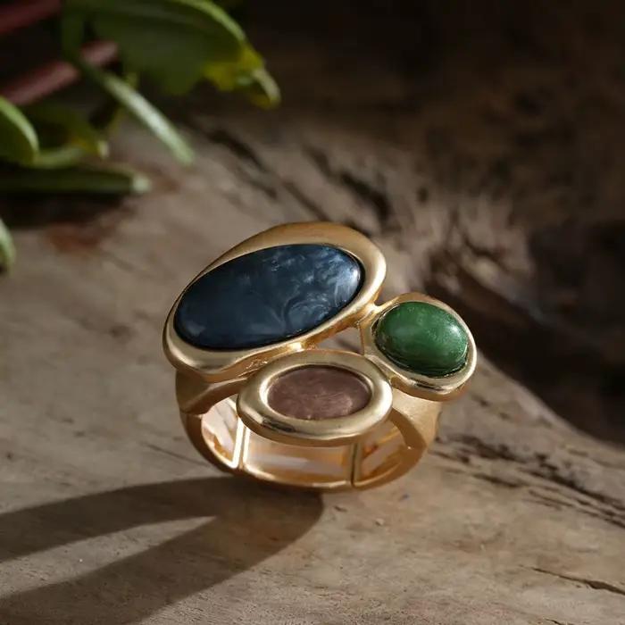 Bague en résine Cring Coco ajustable en alliage de zinc doré pour femmes styles géométriques et modernes occasions spéciales et quotidiennes