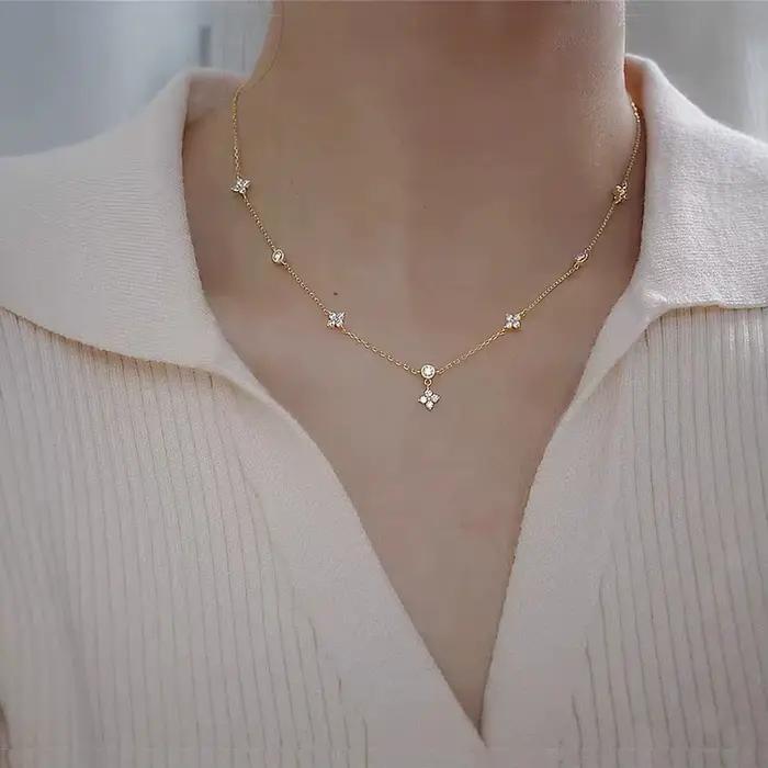 ANENJERY incrusté Zircon quatre feuilles fleur chaîne collier pour les femmes nouvelle Niche lumière