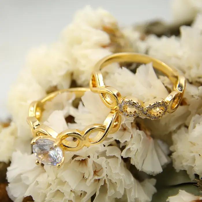 Bague de cocktail plaquée or 21 carats pour femmes