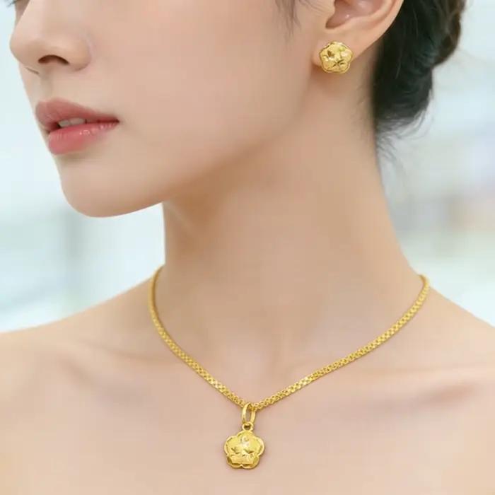 Ensemble de bijoux couleur or exquis pour fête