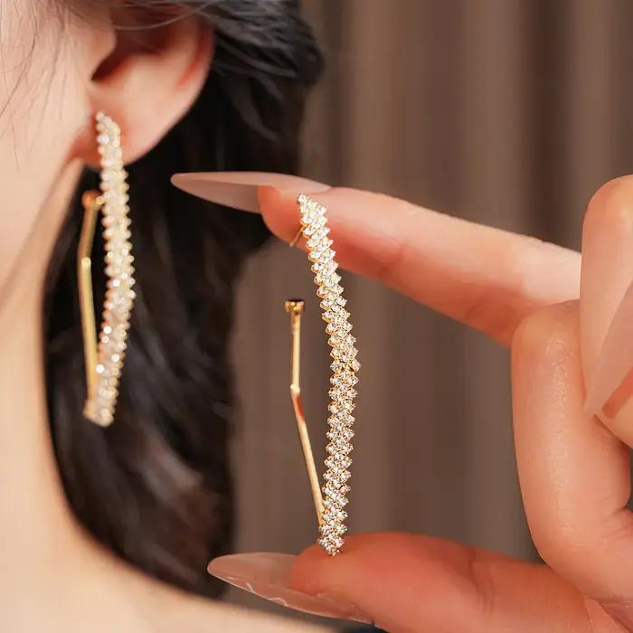 DREJEW exquis incrusté strass boucle d'oreille pour les femmes léger luxe haut de gamme polyvalent boucles d'oreilles élégant bijoux élégants