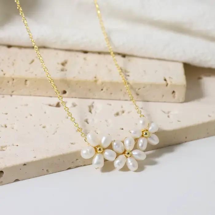 Collier de perles d'eau douce naturelles pour femmes, fleur de riz, bijoux de luxe coréens, cadeaux à la mode pour filles, GN0642