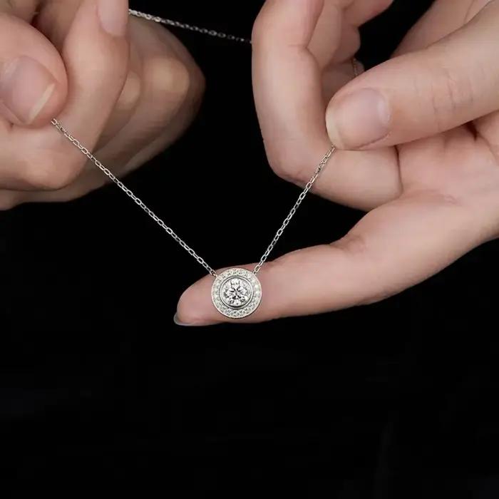 M-JAJA 1ct Moissanite pendentif collier pour femmes 18K plaqué or blanc S925 argent Sterling Halo diamant chaîne bijoux fins cadeau
